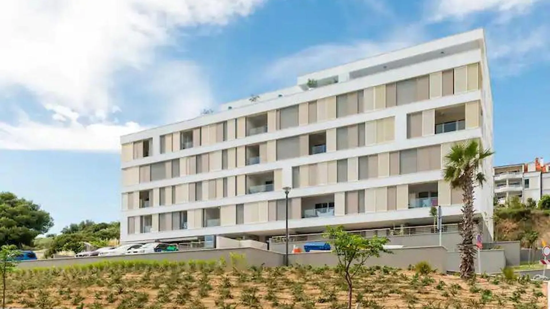 Apartment Blue Oasis Split