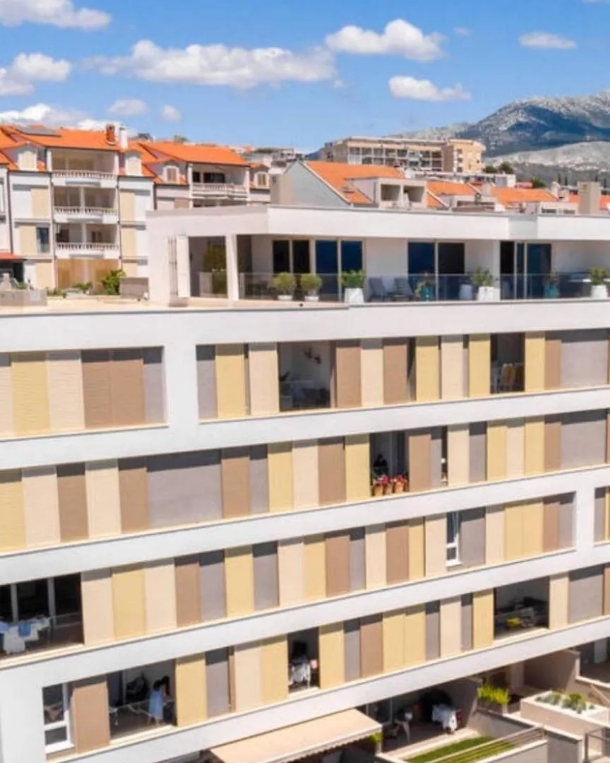 Apartment Blue Oasis Split